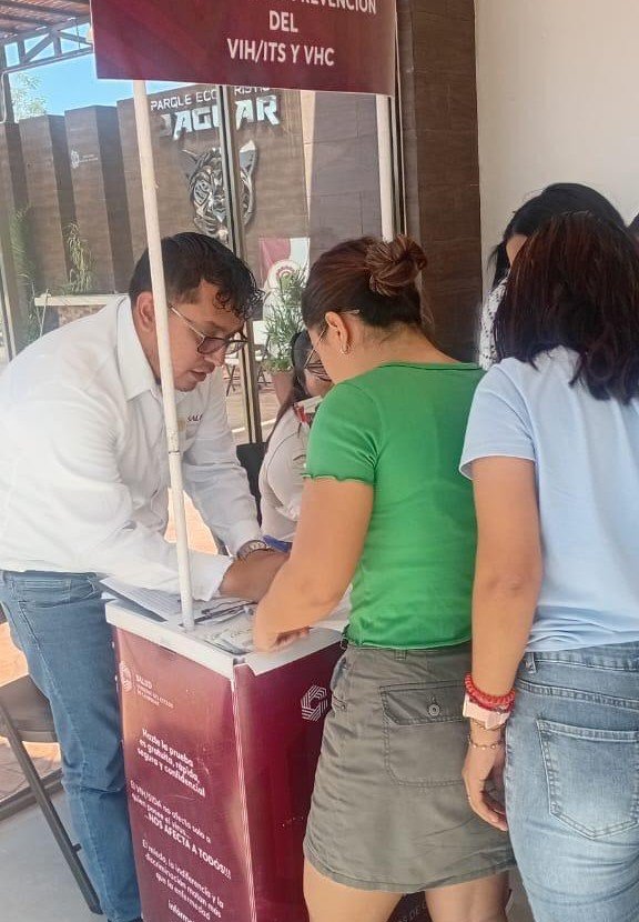 LLEVAN SERVICIOS GRATUITOS AL INSTITUTO TECNOLÓGICO DE ESCÁRCEGA