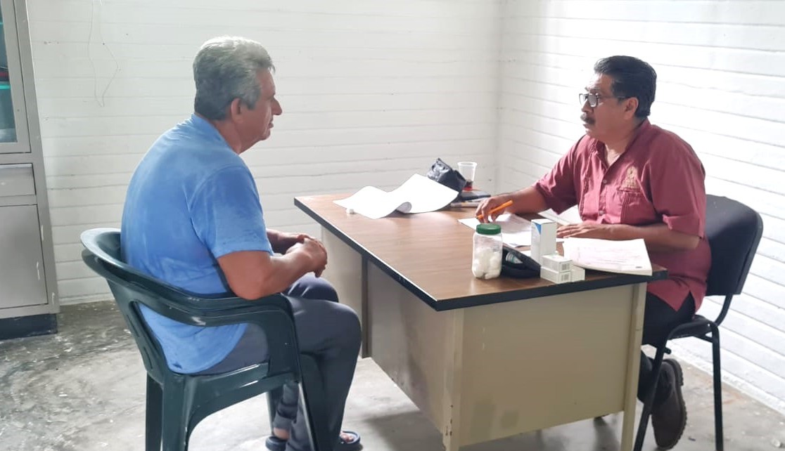 ATIENDEN CON BRIGADAS MÉDICAS MÓVILES A COMUNIDADES MÁS ALEJADAS