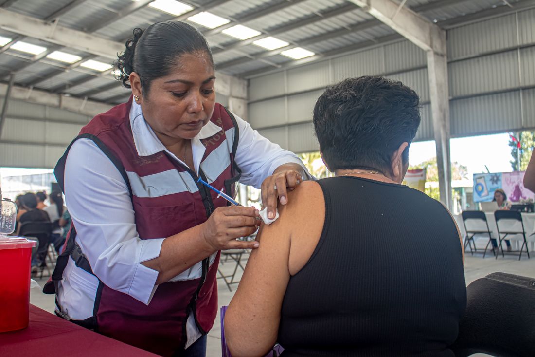 LLAMAN A VACUNARSE CONTRA LA INFLUENZA