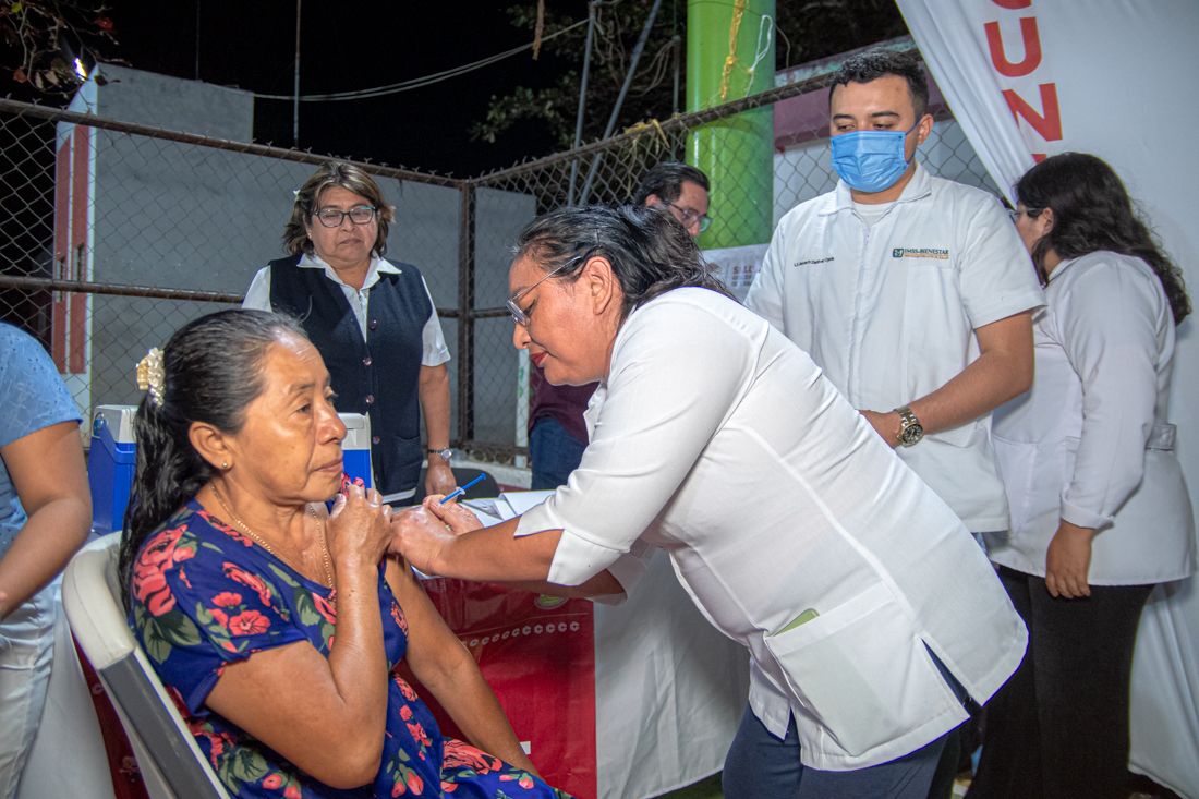 LLAMAN A VACUNARSE CONTRA LA INFLUENZA