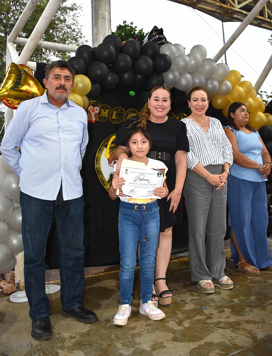 CLAUSURA EL CDC KOBÉN SU CICLO ACADÉMICO 2024-2025