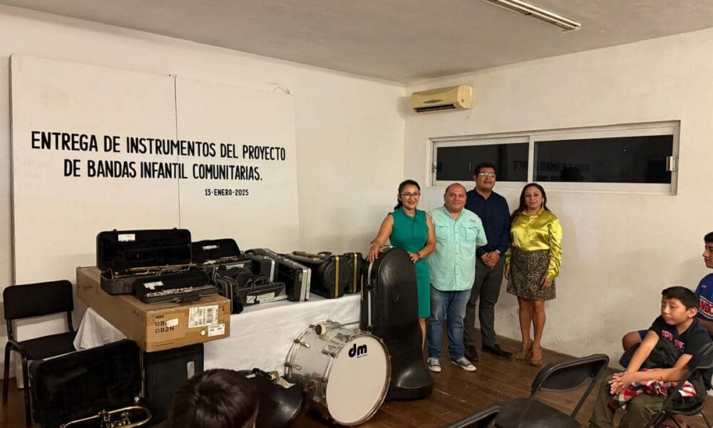 INSTITUTO DE CULTURA Y ARTES DE CAMPECHE FORTALECE PROYECTO DE BANDAS COMUNITARIAS CON ENTREGA DE INSTRUMENTOS MUSICALES EN TRES MUNICIPIOS