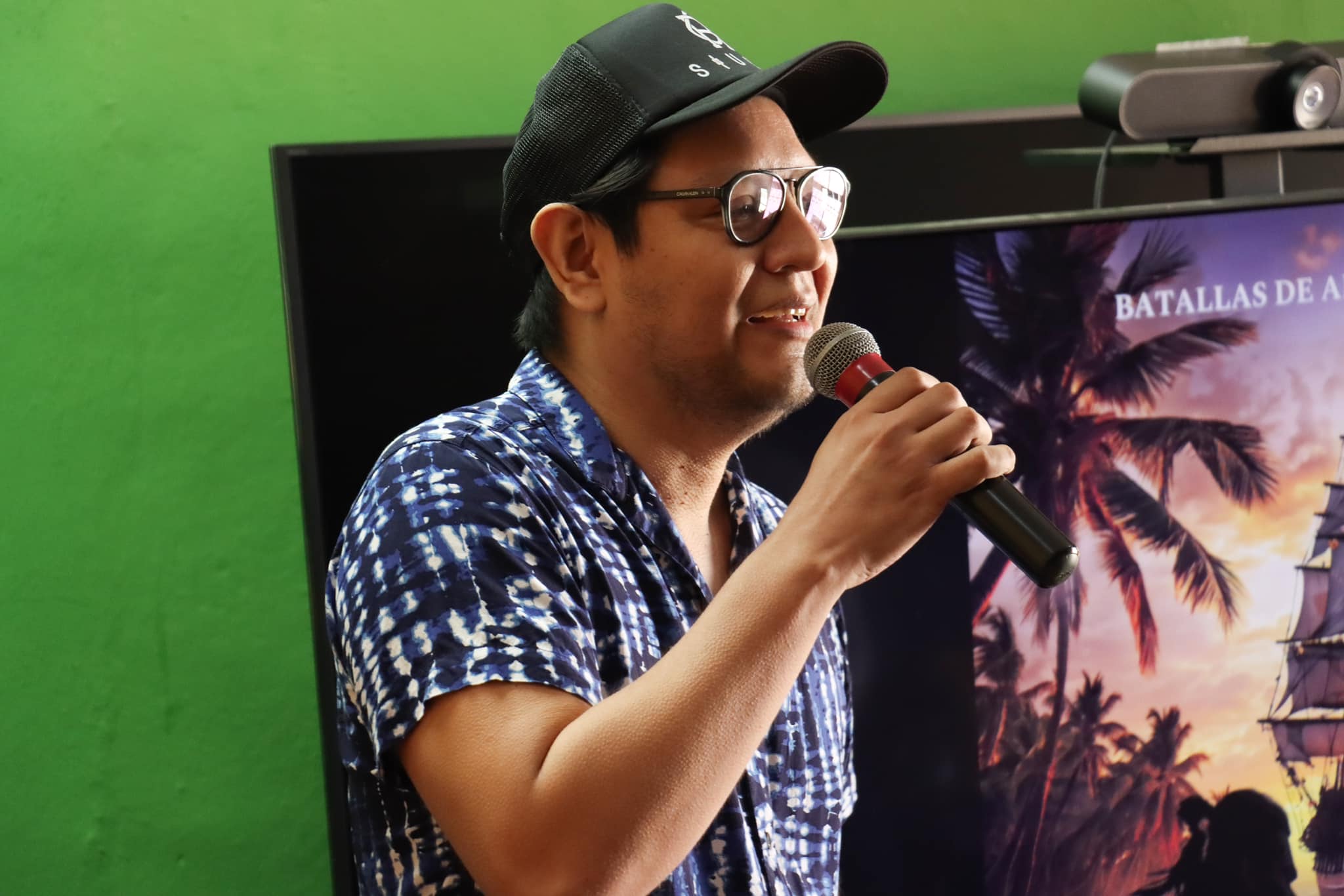 NÉSTOR MAY ROMERO PRESENTA EL CD BATALLAS DE ARCILA Y ACERO
