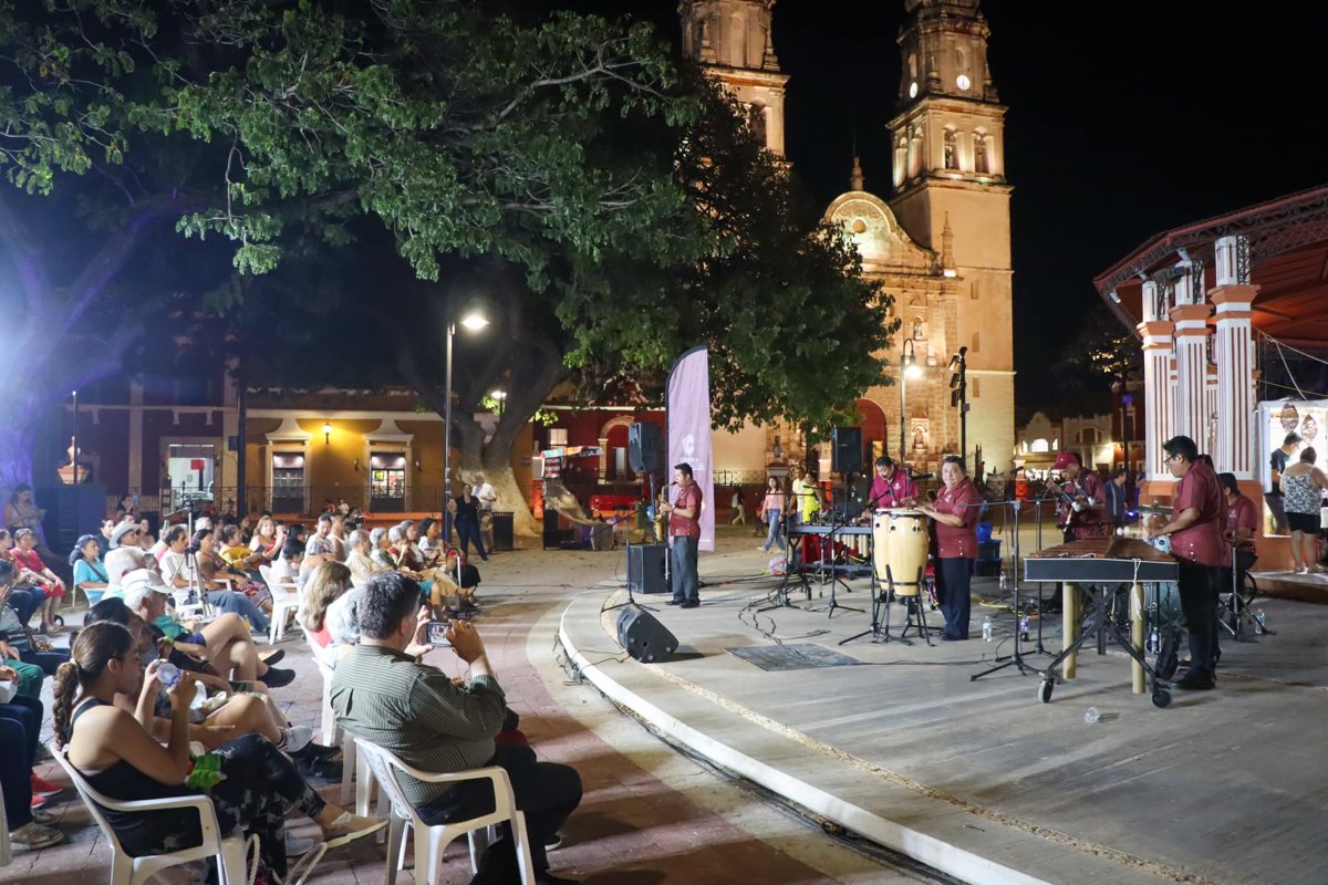 MARIMBA DEL GOBIERNO OFRECE LO MEJOR DE SU REPERTORIO EN EL PARQUE PRINCIPAL