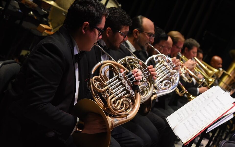 ORQUESTA SINFÓNICA DE YUCATÁN OFRECE ESPECTACULAR GALA NAVIDEÑA DURANTE FESTIVAL INTERNACIONAL DEL CENTRO HISTÓRICO DE CAMPECHE