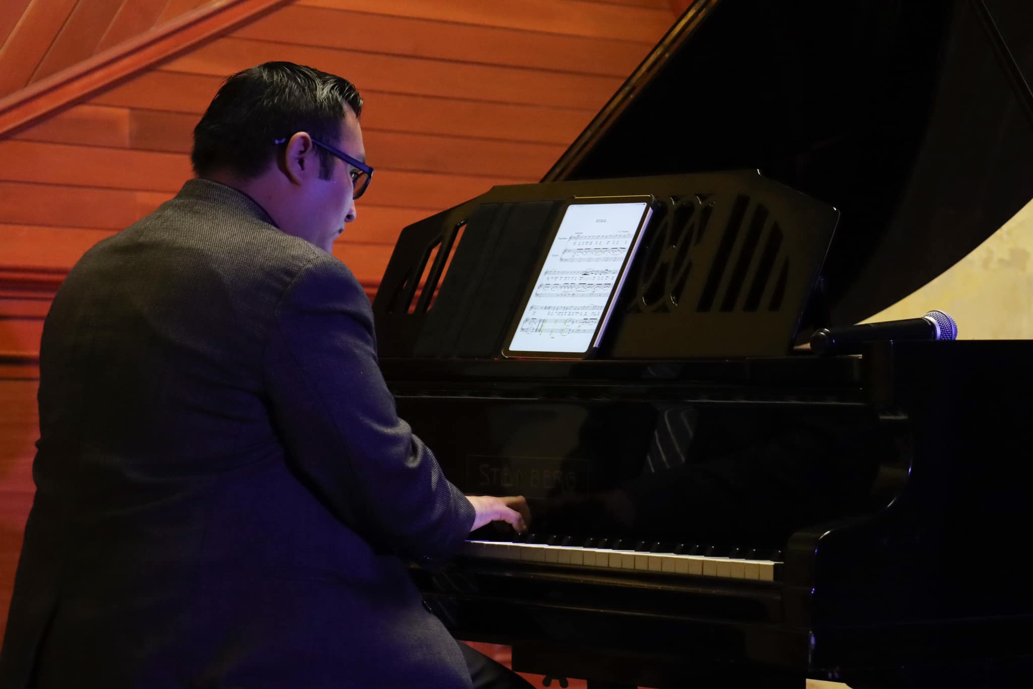 EL CLAUSTRO SE VISTIÓ DE GALA CON "PASIÓN Y VIRTUOSISMO: UNA NOCHE DE ARIAS DE ÓPERA