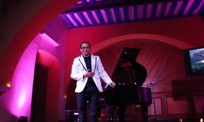 EL PIANISTA JULIO HOIL LEE RINDE TRIBUTO A QUEEN DURANTE RECITAL EN EL CENTRO CULTURAL EL CLAUSTRO