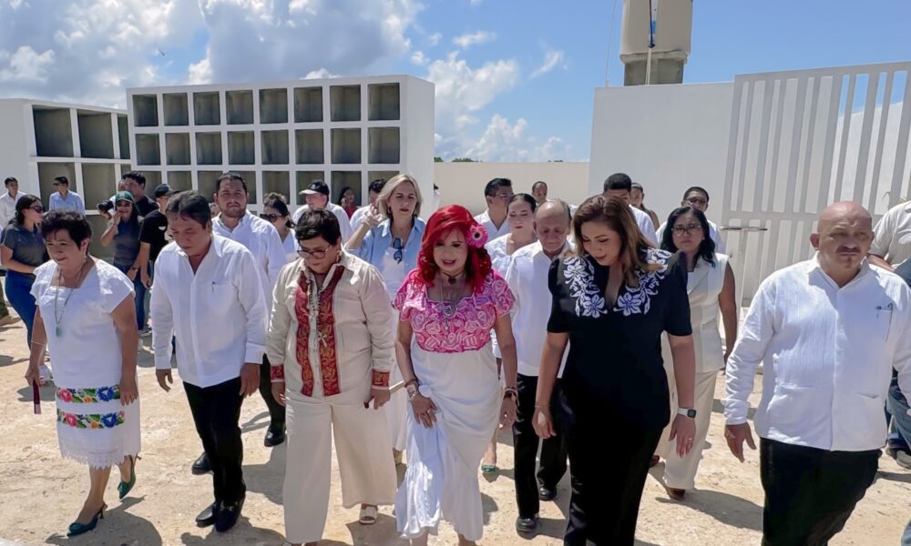 AL RENDIR SU TERCER INFORME DE GOBIERNO, LA ALCALDESA CINTHYA VELÁZQUEZ, AGRADECIÓ A LA GOBERNADORA, LAYDA SANSORES, EL RESPALDO PARA SEYBAPLAYA