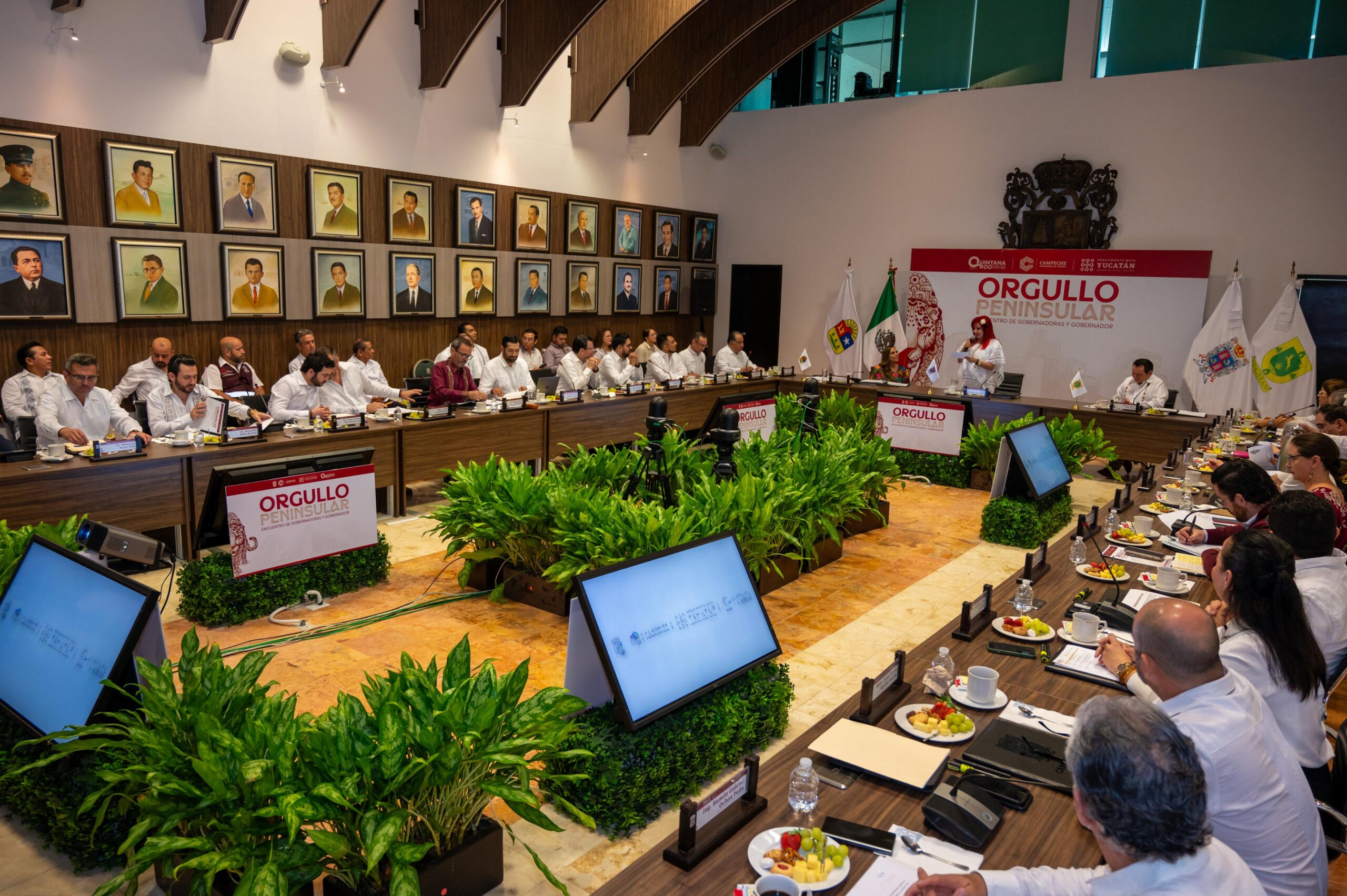 FORTALECER LA GRANDEZA MILENARIA Y LA IDENTIDAD REGIONAL ANTE MÉXICO Y EL MUNDO, SON LAS PRIMICIAS DE LA REUNIÓN DEL ORGULLO PENINSULAR
