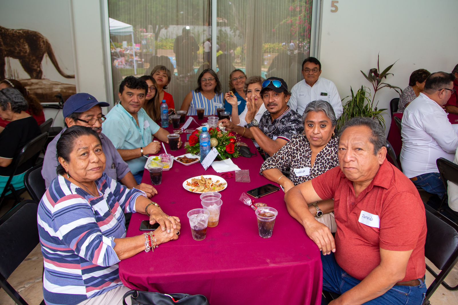 TRADICIONAL CONVIVENCIA DE AÑO NUEVO DE LA GOBERNADORA LAYDA SANSORES SAN ROMÁN CON SUS VECINOS