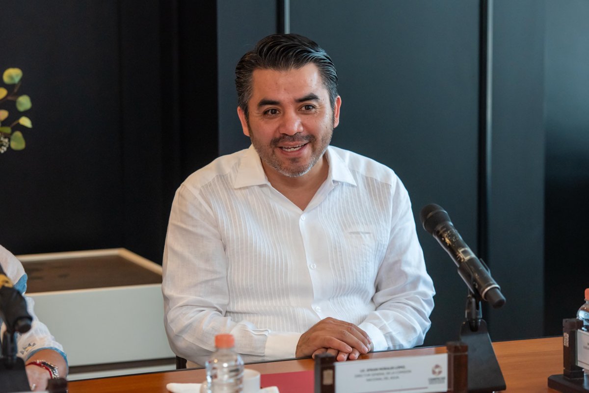 LA GOBERNADORA LAYDA SANSORES SAN ROMÁN Y EL DIRECTOR DE CONAGUA, EFRAÍN MORALES, ANALIZARON PROYECTOS DE INFRAESTRUCTURA HIDRÁULICA PARA CAMPECHE