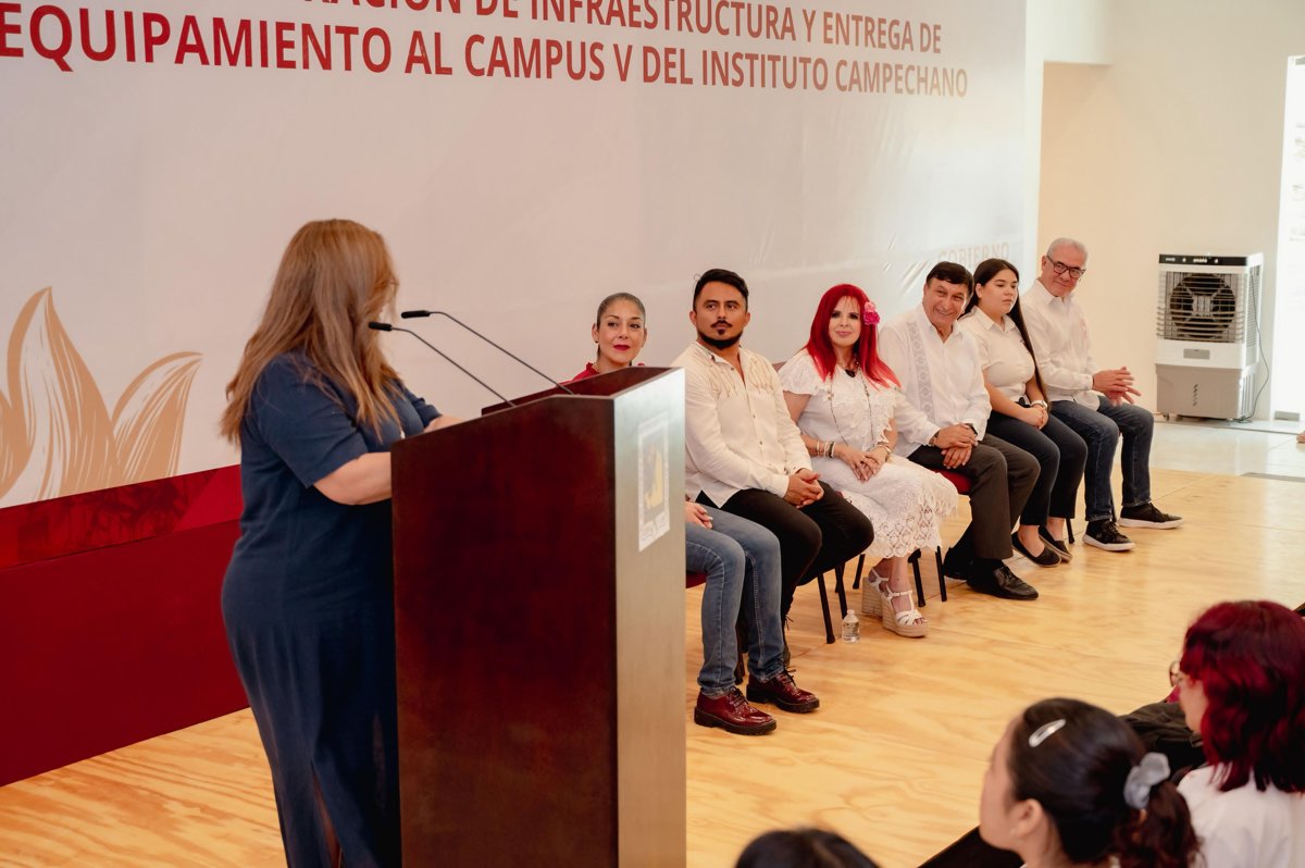 INFRAESTRUCTURA FÍSICA Y EQUIPAMIENTO POR $27 MILLONES ENTREGÓ LA GOBERNADORA LAYDA SANSORES AL CAMPUS V DEL INSTITUTO CAMPECHANO