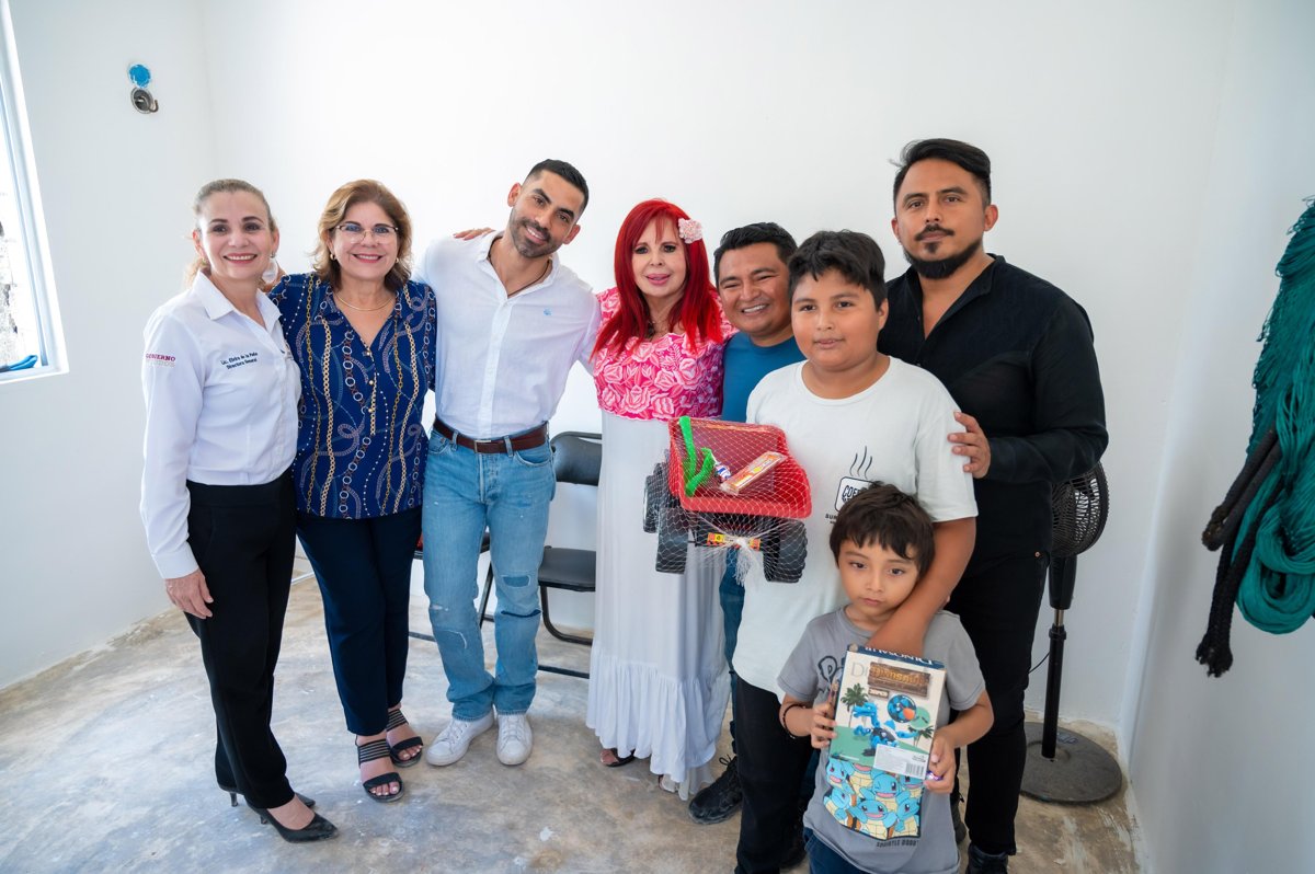 EN VISITA CASA POR CASA, LA GOBERNADORA, LAYDA SANSORES SAN ROMÁN, SUPERVISÓ LAS ACCIONES DEL PROGRAMA DE MEJORAMIENTO DE VIVIENDA