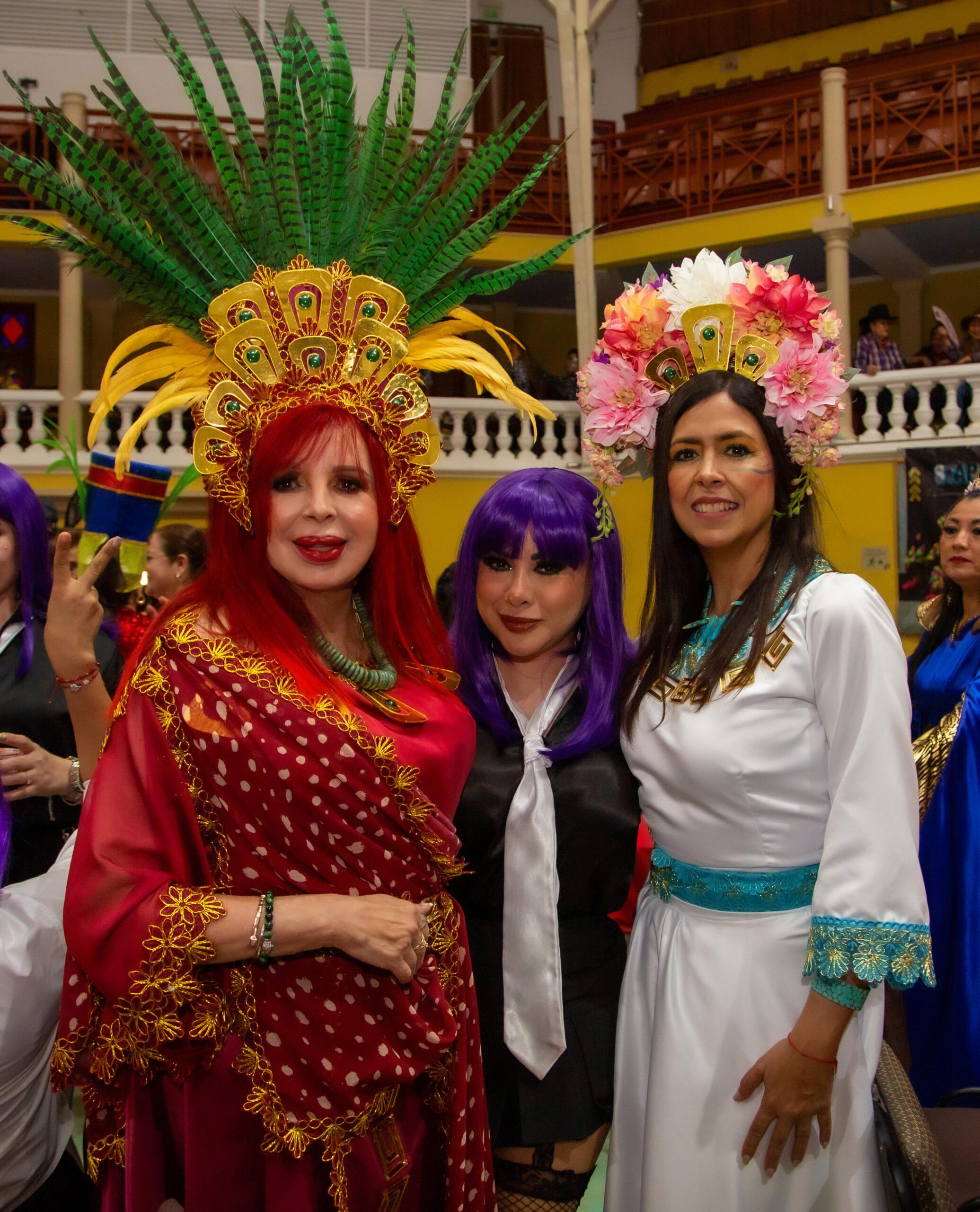 NOCHE DE ALEGRÍA Y SANA CONVIVENCIA FEMENIL EN EL “BAILE DE SEÑORAS” CON LA ASITENCIA DE LA GOBERNADRA LAYDA SANSORES SAN ROMÁN