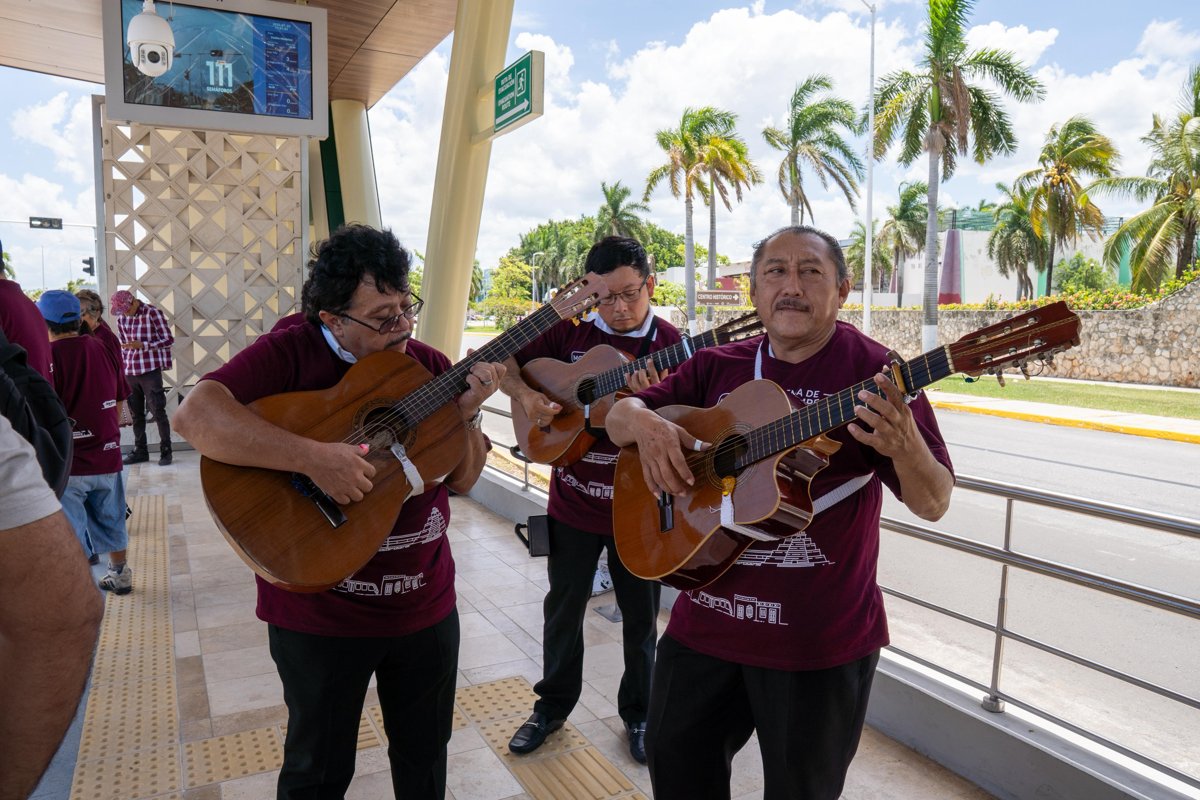 INICIÓ OPERACIONES EN TREN LIGERO DE CAMPECHE CON EXCELENTE APROBACIÓN DE CAMPECHANOS Y TURISTAS