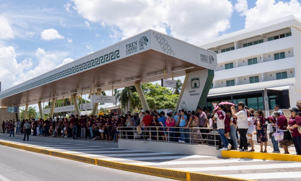 INICIÓ OPERACIONES EN TREN LIGERO DE CAMPECHE CON EXCELENTE APROBACIÓN DE CAMPECHANOS Y TURISTAS