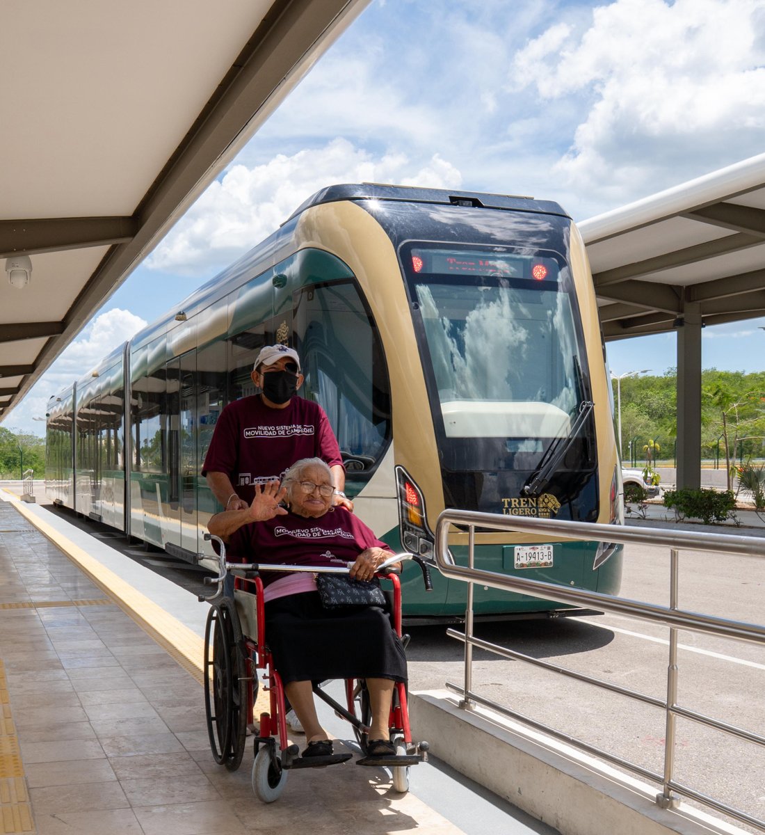 INICIÓ OPERACIONES EN TREN LIGERO DE CAMPECHE CON EXCELENTE APROBACIÓN DE CAMPECHANOS Y TURISTAS