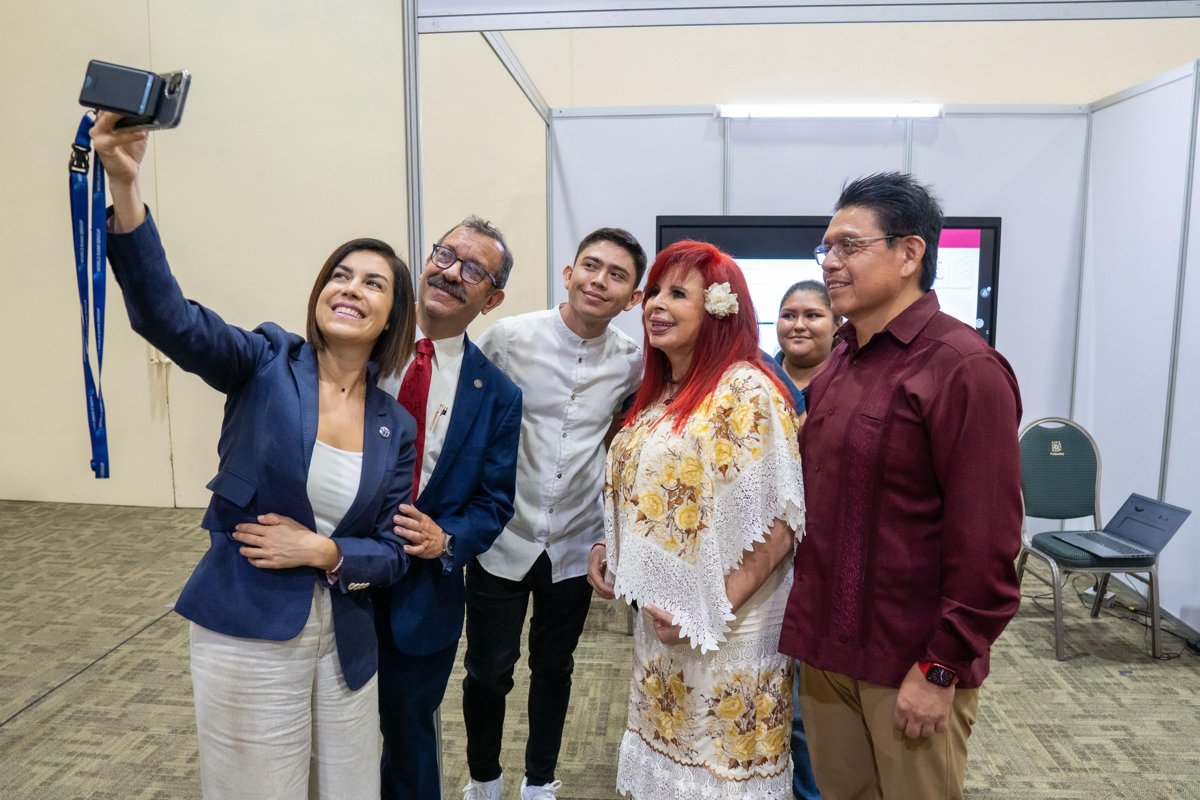 ”PARA UN CAMPECHE QUE SE QUEDÓ EN EL ANTIER, LA CONECTIVIDAD DIGITAL ES IR MÁS ALLÁ DE LAS ESTRELLAS”: LAYDA SANSORES SAN ROMÁN