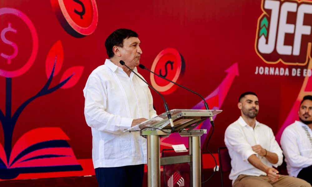 INAUGURÓ LA GOBERNADORA LAYDA SANSORES SAN ROMÁN LA TERCERA JORNADA DE EDUCACIÓN FINANCIERA 2025 EN EL TECNOLÓGICO DE CAMPECHE