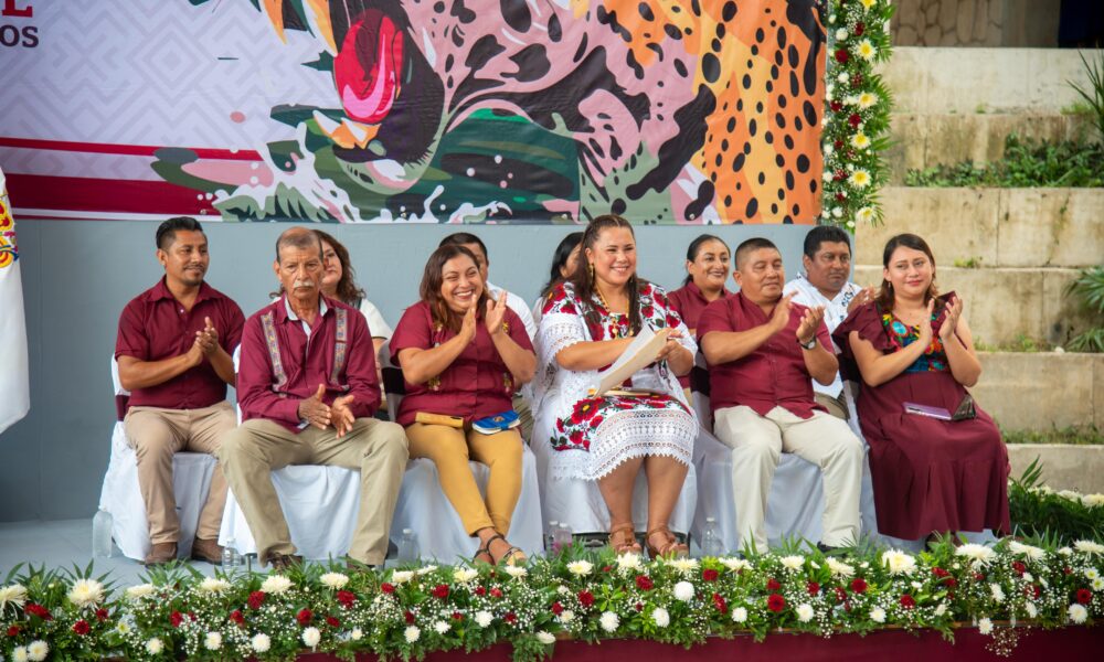 LA GOBERNADORA, LAYDA SANSORES SAN ROMÁN, ATESTIGUÓ EL TÉRCER INFORME Y CAMBIO DE GOBIERNO EN CALAKMUL