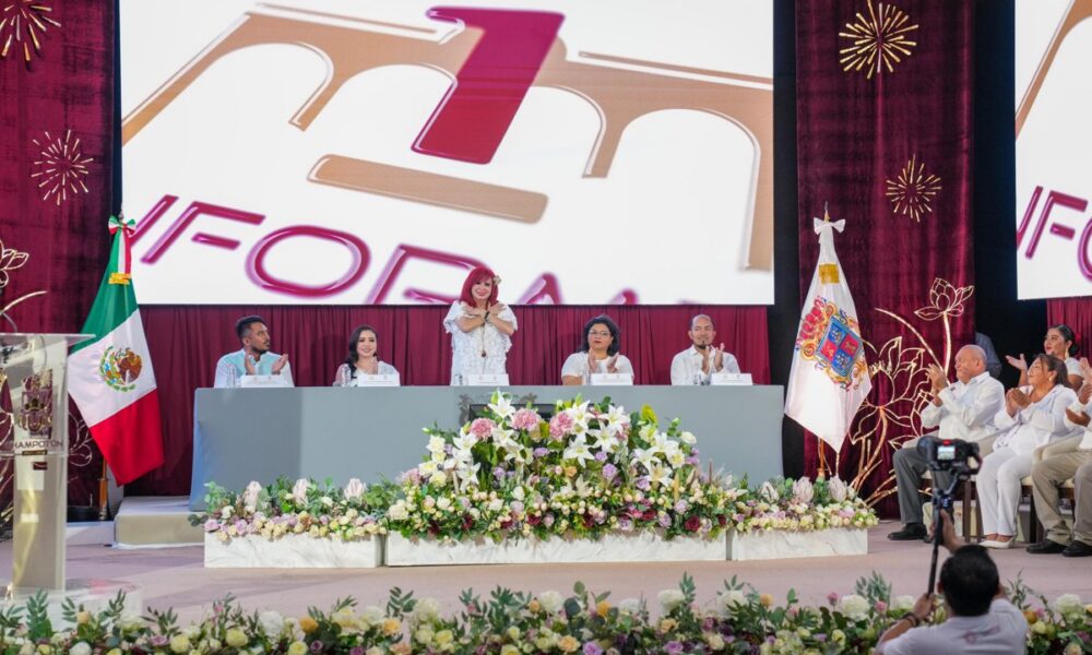 LA GOBERNADORA LAYDA SANSORES SAN ROMÁN ATESTIGUÓ EL PRIMER INFORME DE CLAUDETH SARRICOLEA CASTILLEJO, ALCALDESA DE CHAMPOTÓN
