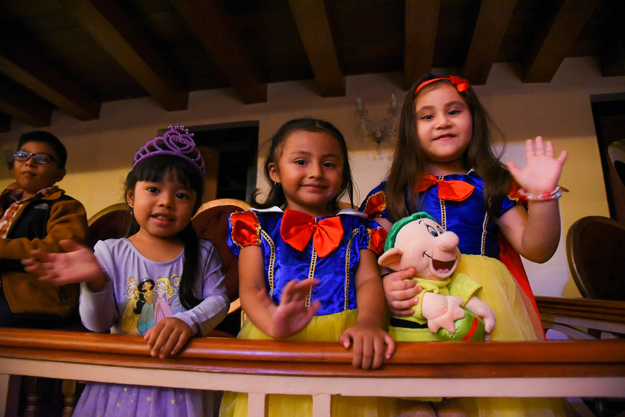 ESPECIAL DISNEY CAUTIVA AL PÚBLICO DEL TEATRO FRANCISCO DE PAULA TORO