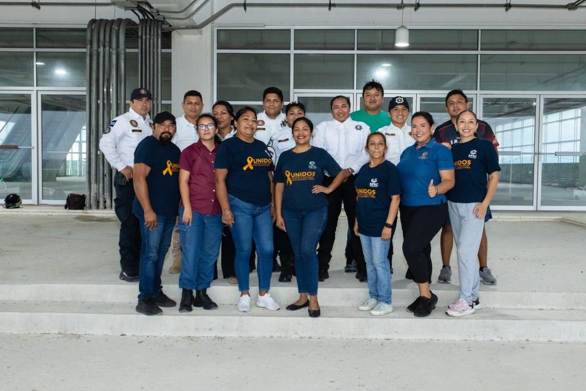 IMPARTEN CLASE DE BOXEO EN LA SPSC