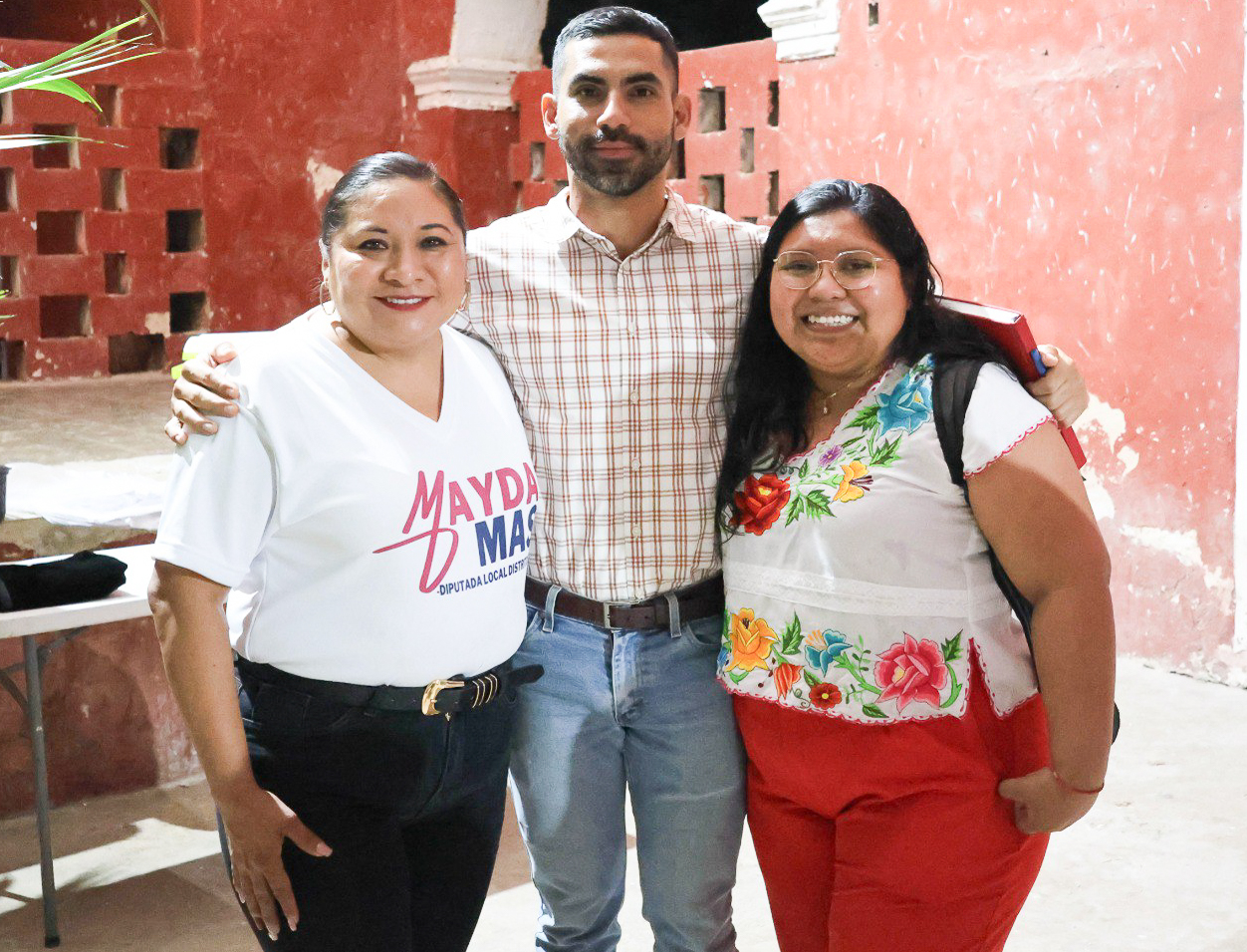 BIENESTAR RESPALDA EL EMPRENDIMIENTOS DE ARTESANOS DEL CAMINO REAL
