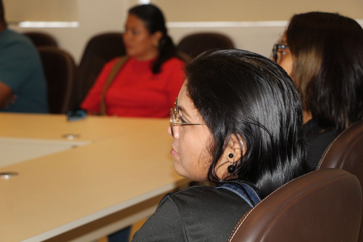 CAPACITAN EN PRIMEROS AUXILIOS A ENCARGADOS DE CENTROS DE TRATAMIENTO EN ADICCIONES
