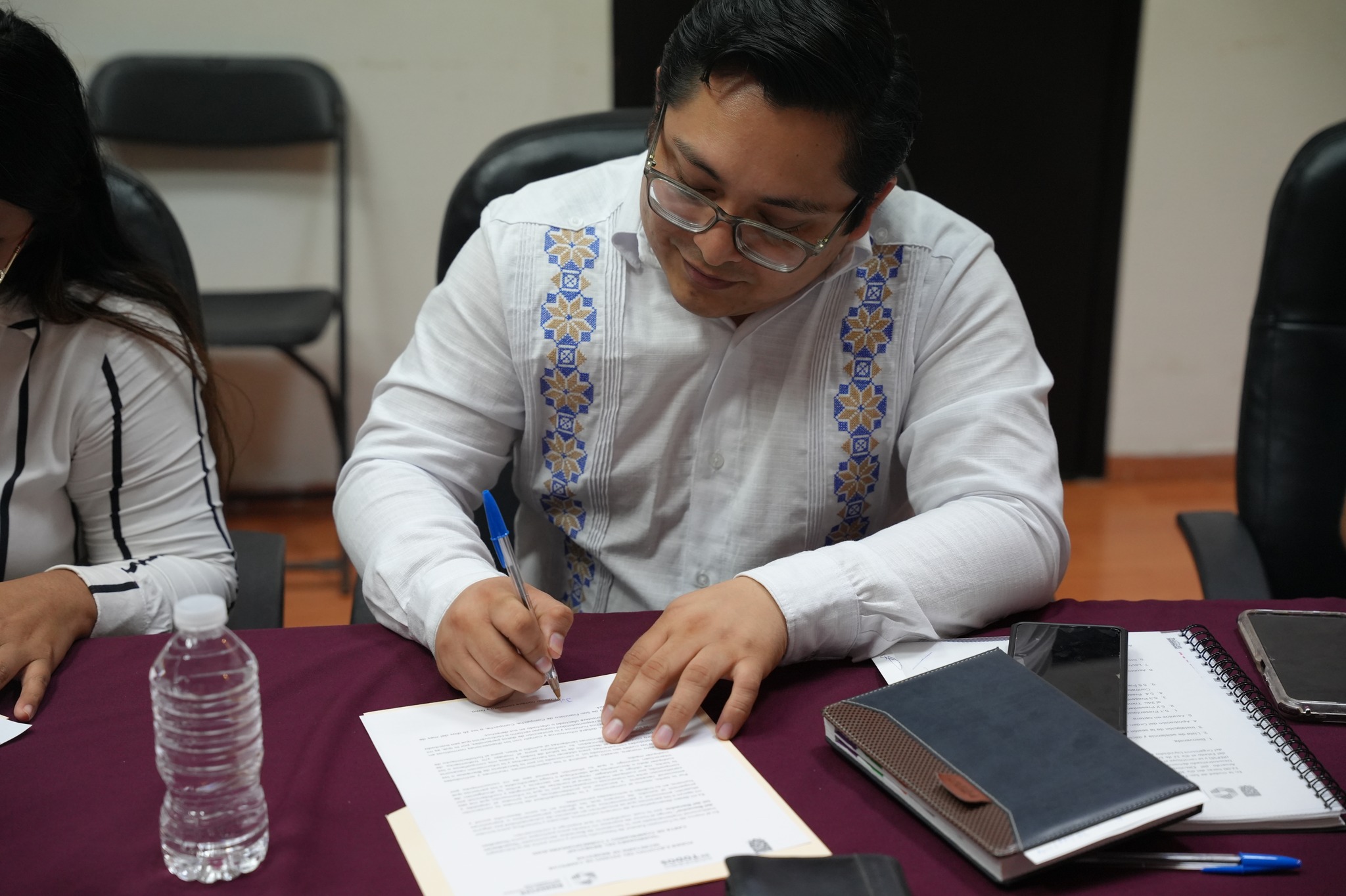 GUARDIANES DEL BIENESTAR FIRMAN CARTA COMPROMISO