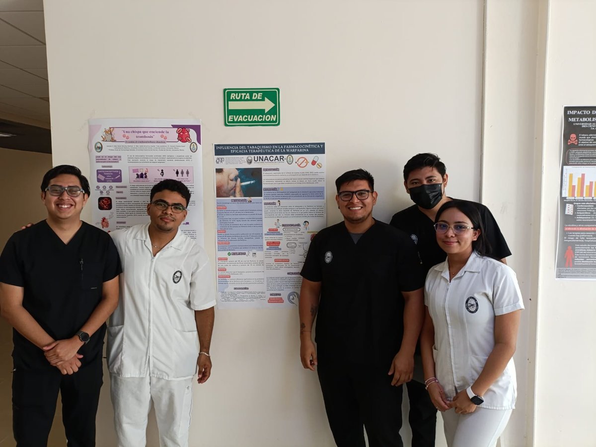 EXHORTAN ALUMNOS DE MEDICINA DE LA UNACAR A EVITAR EL CONSUMO DE TABACO