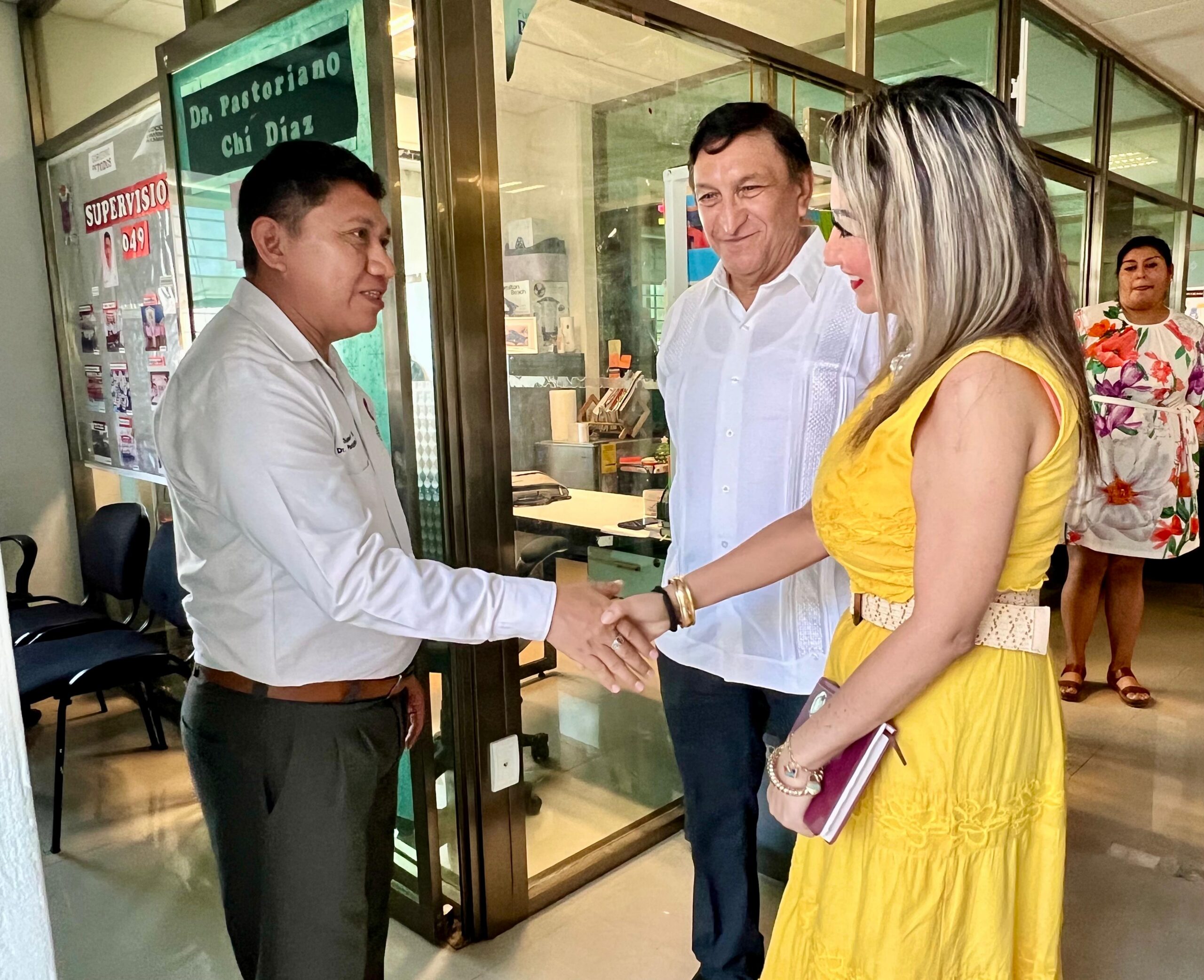 PRESENTAN A NUEVA COORDINADORA DEL CEDE EN CARMEN