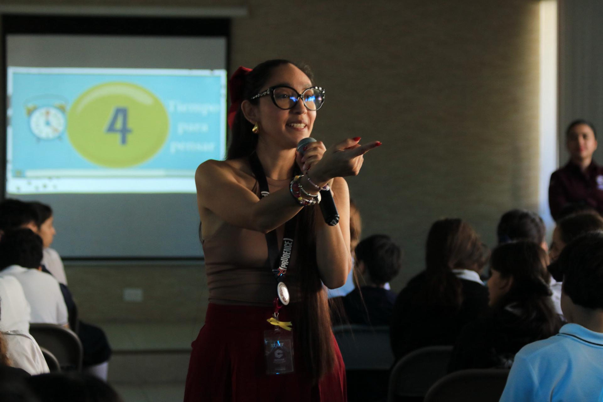 CHARLA SOBRE CUIDADO PERSONAL EN SECUNDARIA MIGUEL HIDALGO