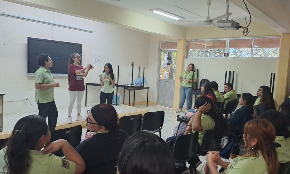 REALIZA EL INJUCAM LA CHARLA “SE TENÍA QUE DECIR Y SE DIJO: ITS, SEXUALIDAD SIN RIESGOS”