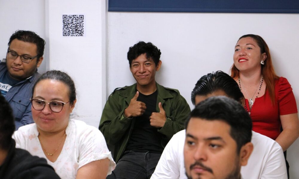 REALIZA INJUCAM CHARLA SOBRE MOTIVACIÓN
