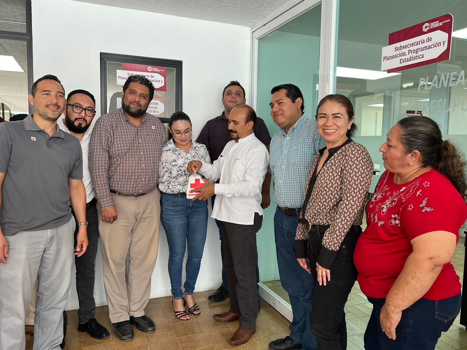 Se Une Seduc A Colecta Anual De La Cruz Roja
