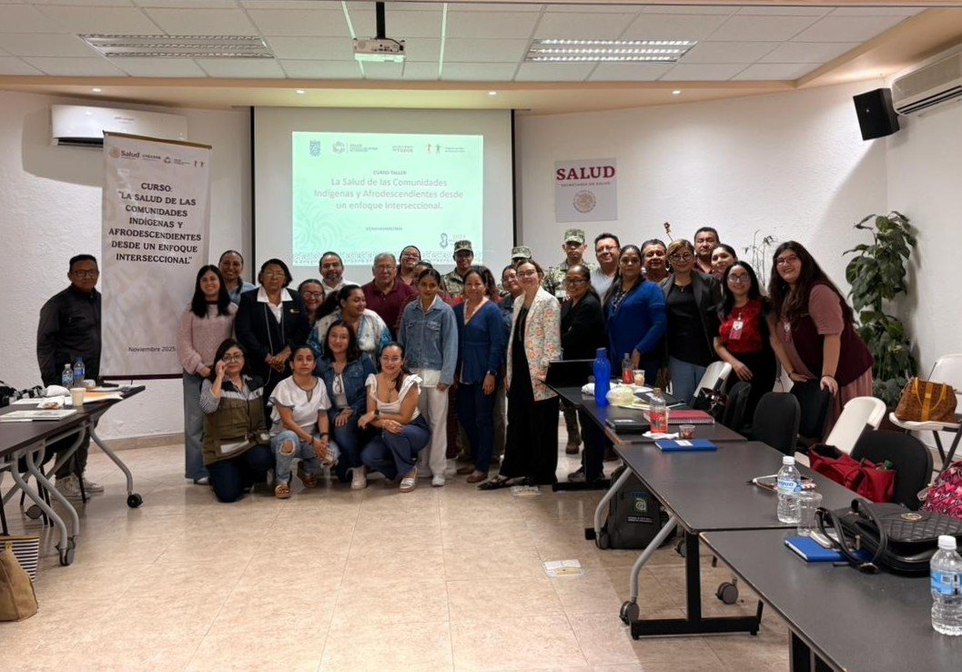 CAPACITAN A PERSONAL DE SALUD EN ATENCIÓN CULTURAL E INTEGRAL