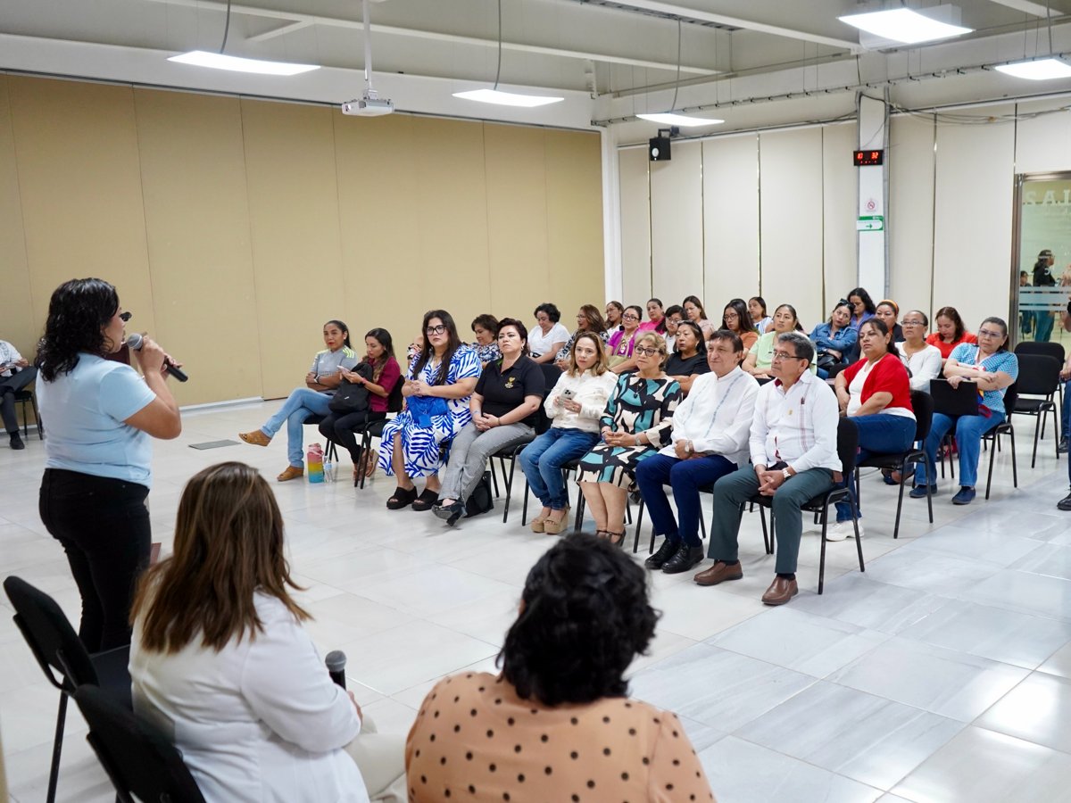 REALIZAN SEDUC Y DIF CONVERSATORIO POR LA INCLUSIÓN