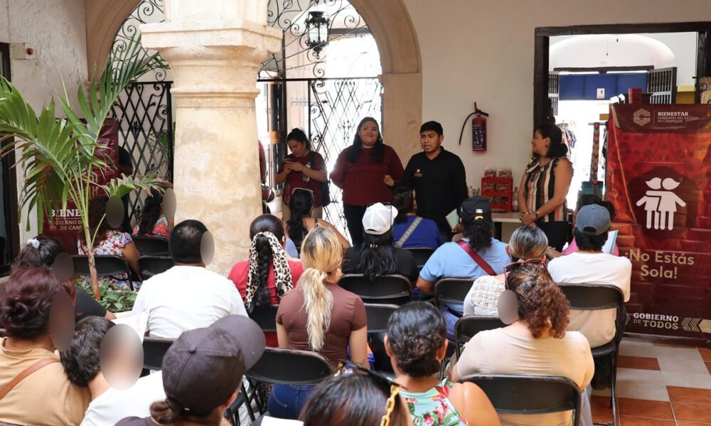 BIENESTAR ENTREGA APOYOS DEL PROGRAMA ¡NO ESTÁS SOLA! Y VALES PARA CAPACITACIÓN A MUJERES EN CAMPECHE