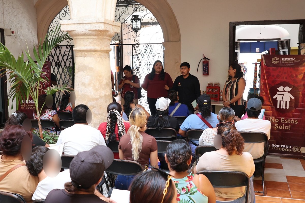 BIENESTAR ENTREGA APOYOS DEL PROGRAMA ¡NO ESTÁS SOLA! Y VALES PARA CAPACITACIÓN A MUJERES EN CAMPECHE