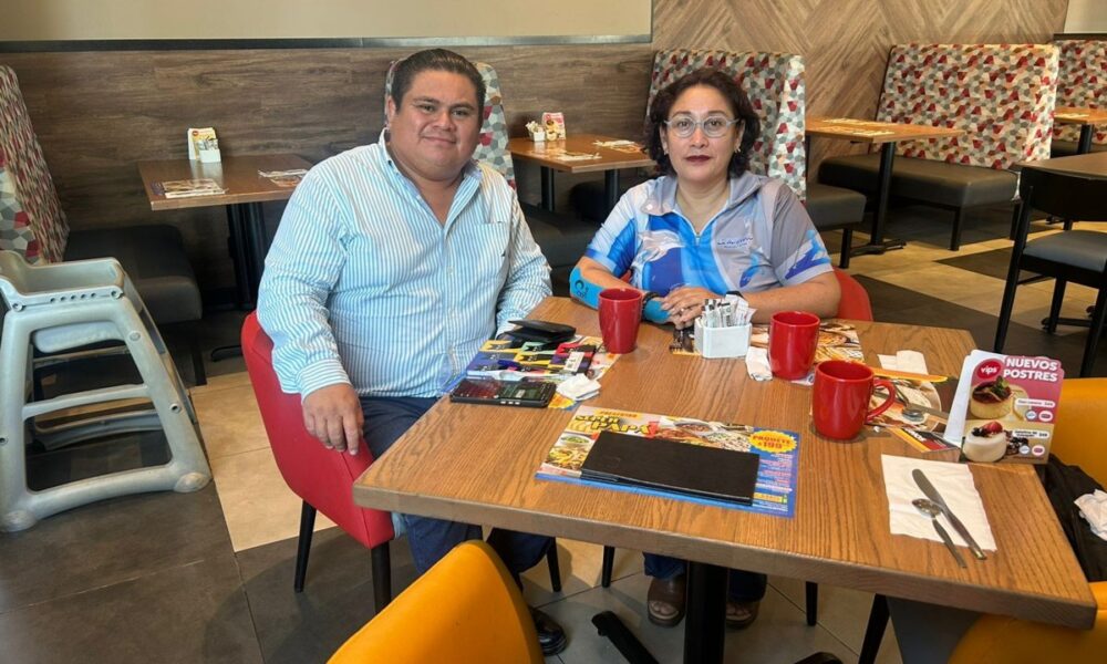 ÁREA DE VINCULACIÓN DEL ICAT PLANTEL CARMEN VISITA A LA PRESIDENTA DEL CANIRAC PARA TRATAR ASUNTOS DE RELEVANCIA EN BENEFICIO DE LA INDUSTRIA RESTAURANTERA