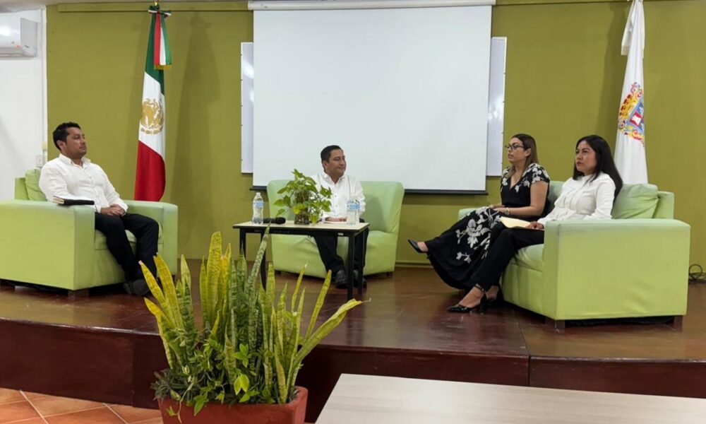 *ABOGADOS DEL INDAJUCAM EN CARMEN, PARTICIPAN EN FORO DE ATENCIÓN A VÍCTIMAS INDAJUCAM EN CARMEN, PARTICIPAN EN FORO DE ATENCIÓN A VÍCTIMAS*
