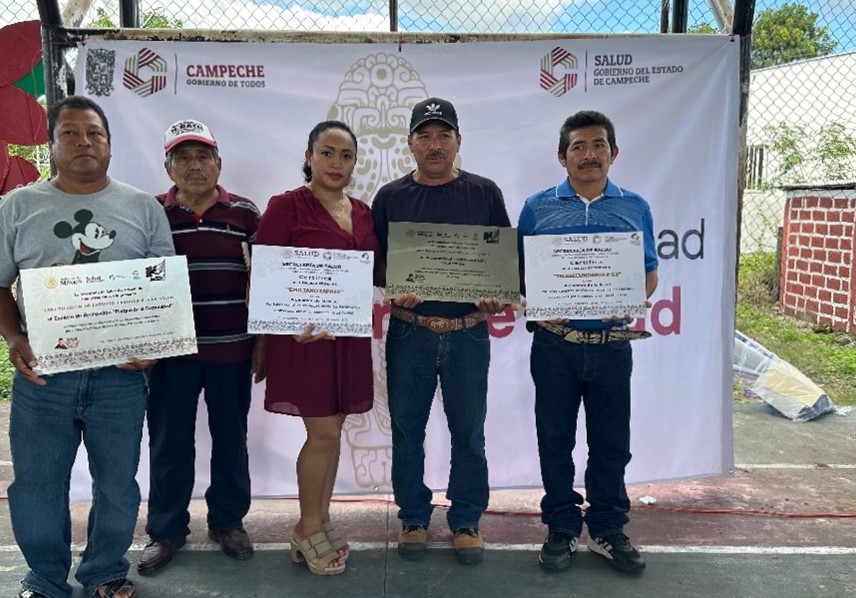 CERTIFICAN COMUNIDAD Y ESCUELAS PROMOTORAS DE SALUD EN CHAN LAGUNA, ESCÁRCEGA