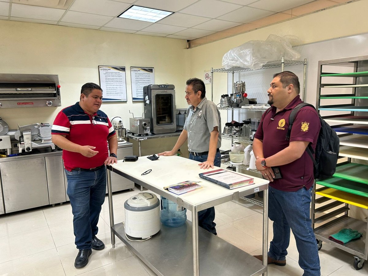 ICAT CARMEN Y UNACAR FORTALECEN COLABORACIÓN EN SALUD