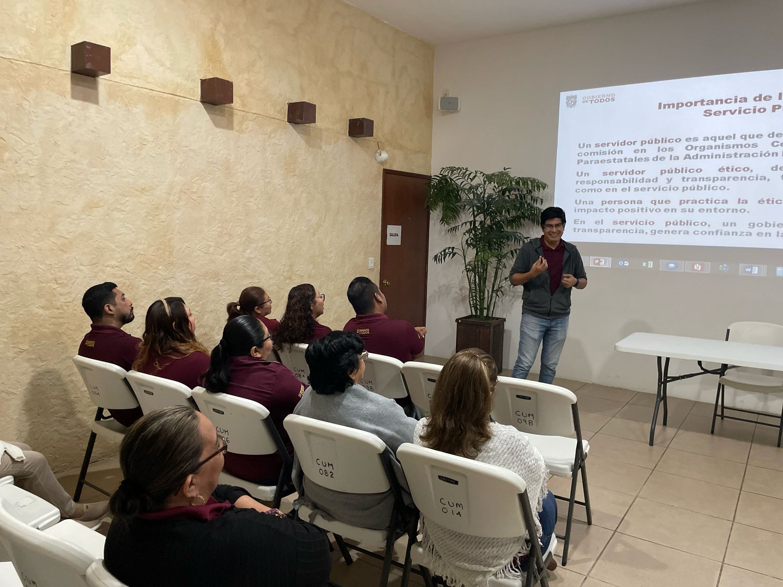 SERVICIO PÚBLICO ÍNTEGRO
