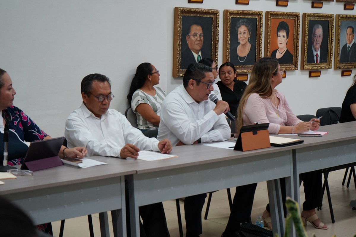 PARTICIPAN TITULARES DEL INDAJUCAM EN LA SESIÓN DE LA COMISIÓN CONSOLIDADORA DEL SISTEMA DE JUSTICIA PENAL DEL ESTADO DE CAMPECHE