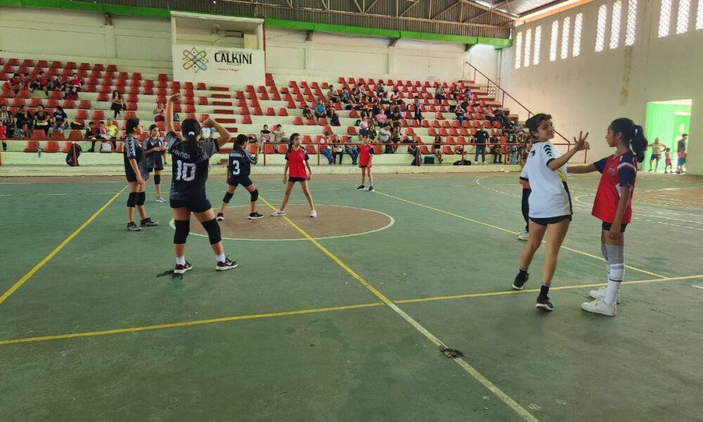 EXITOSA COPA ESCOLAR DE HANDBALL