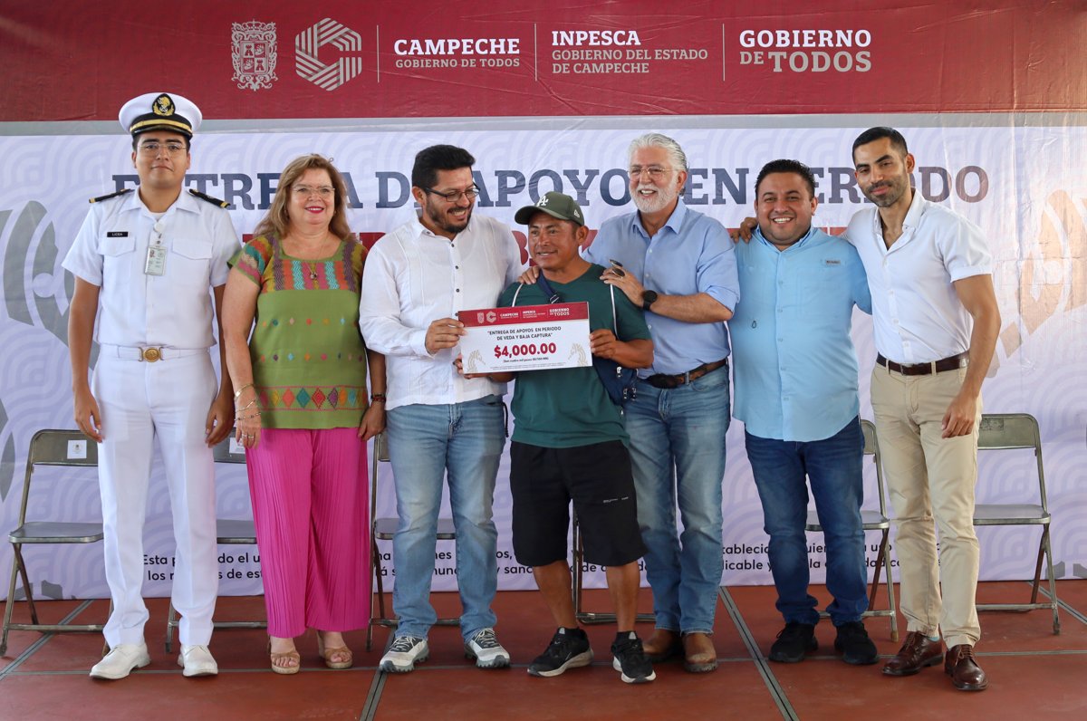 GOBIERNO DE CAMPECHE ENTREGA APOYOS POR VEDA Y BAJA CAPTURA 2025 A PESCADORAS Y PESCADORES DEL MUNICIPIO DE CAMPECHE