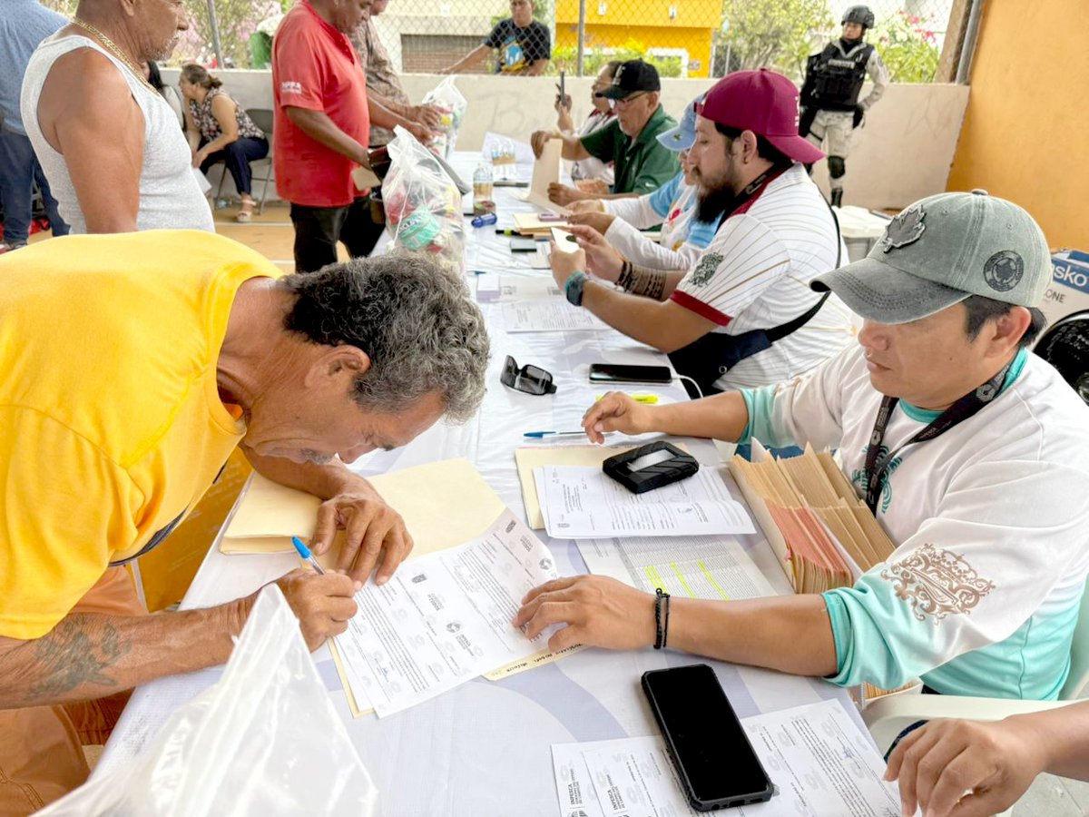 ENTREGAN APOYOS POR VEDA Y BAJA CAPTURA 2025 A PESCADORAS Y PESCADORES DE LERMA