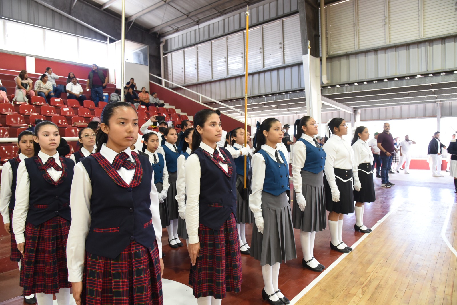 ALUMNOS DE NIVEL SECUNDARIA PARTICIPAN EN JORNADA ESTATAL DE DEMOSTRACIÓN DE ESCOLTAS